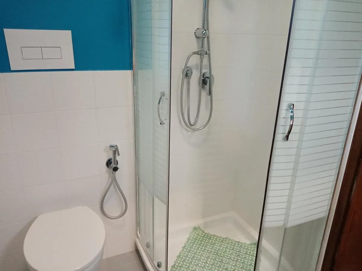 Porto Azzurro Apartment Sirmione